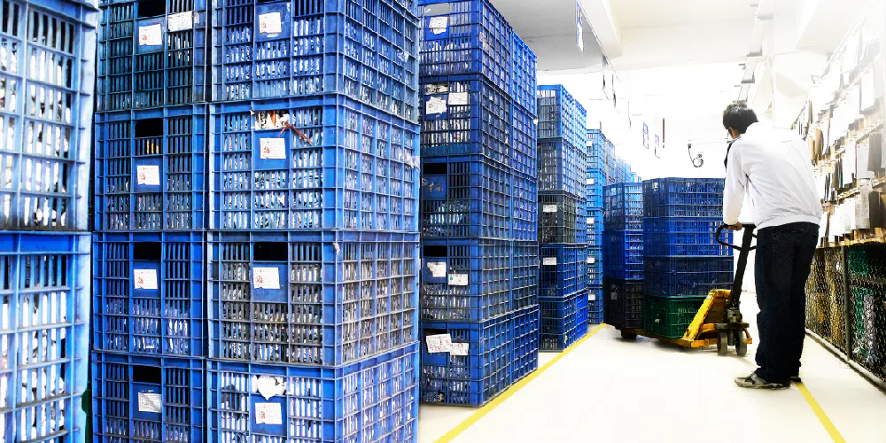Raw materials and metal parts storage warehouse